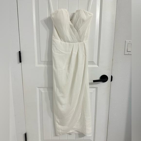 NWT Yumi Kim Night Glamour Strapless Midi Dress in White - Picture 4 of 11
